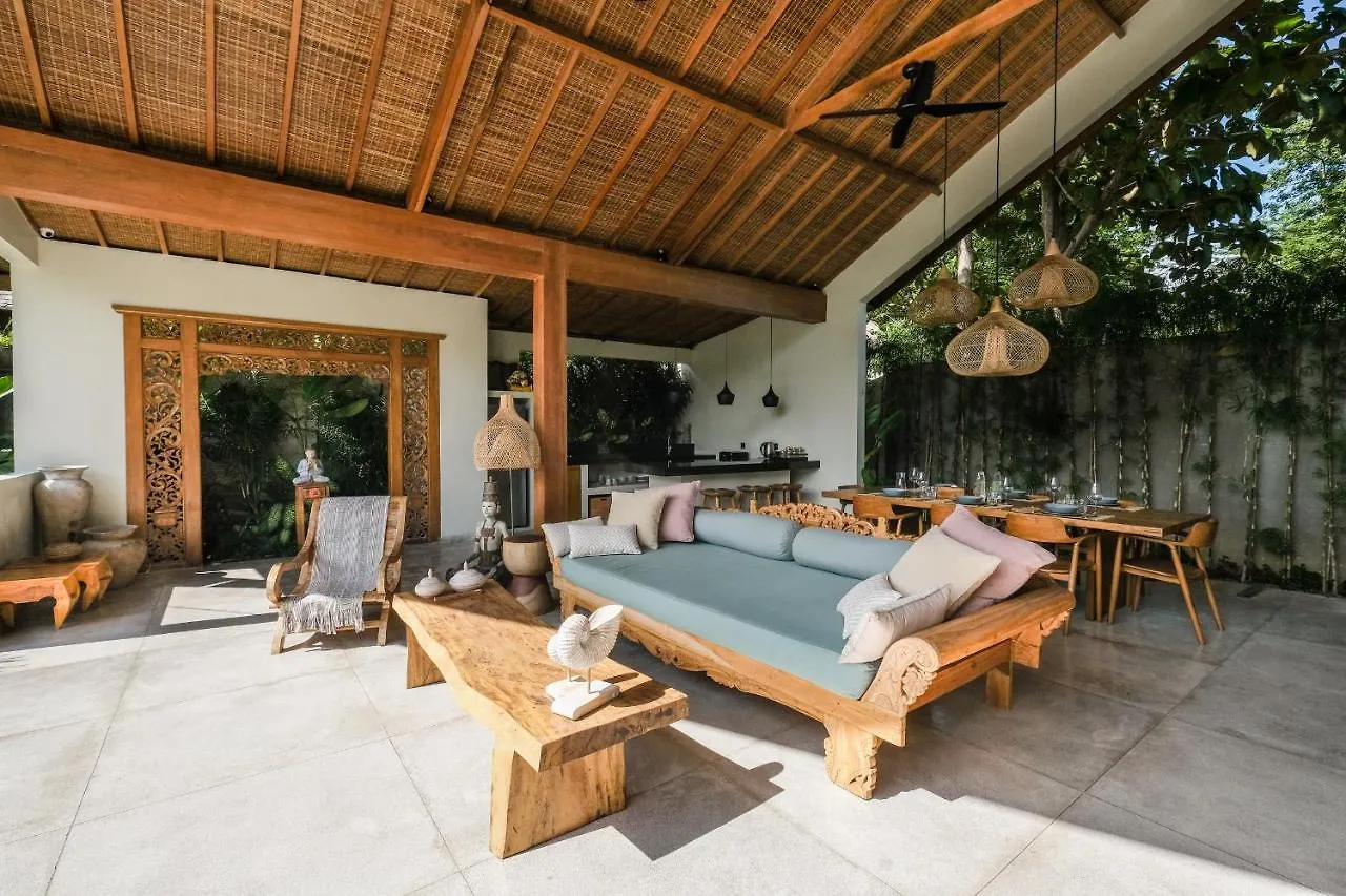 Villa Kikaa Bingin ウルワツ インドネシア