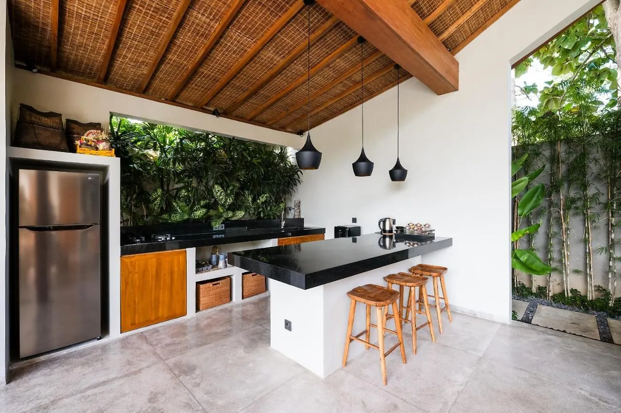 Villa Kikaa Bingin ウルワツ インドネシア