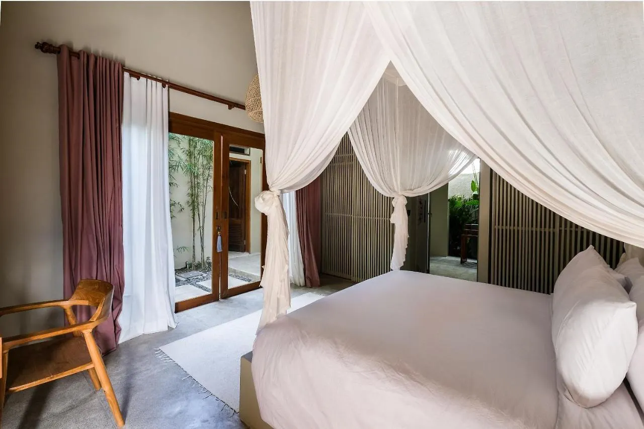 Villa Kikaa Bingin ウルワツ インドネシア